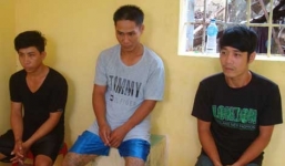 Cạy cốp xe, trộm 160 triệu đồng